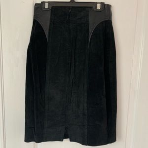 Danier Suede and leather mini skirt size 2